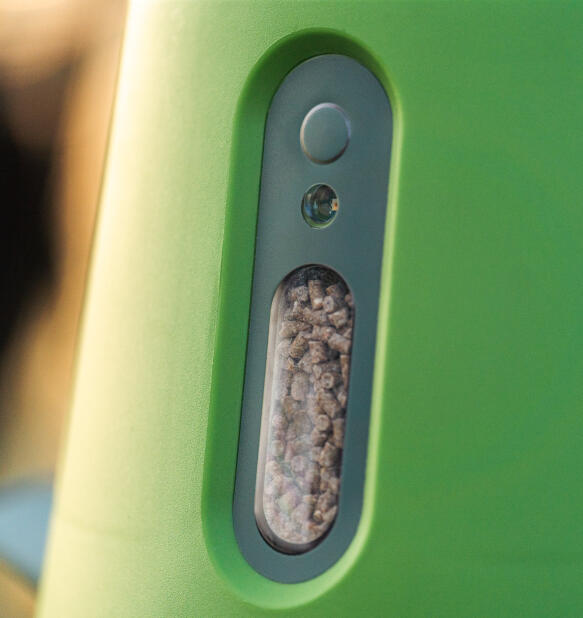 visibility window on the omlet smart automatic chicken feeder